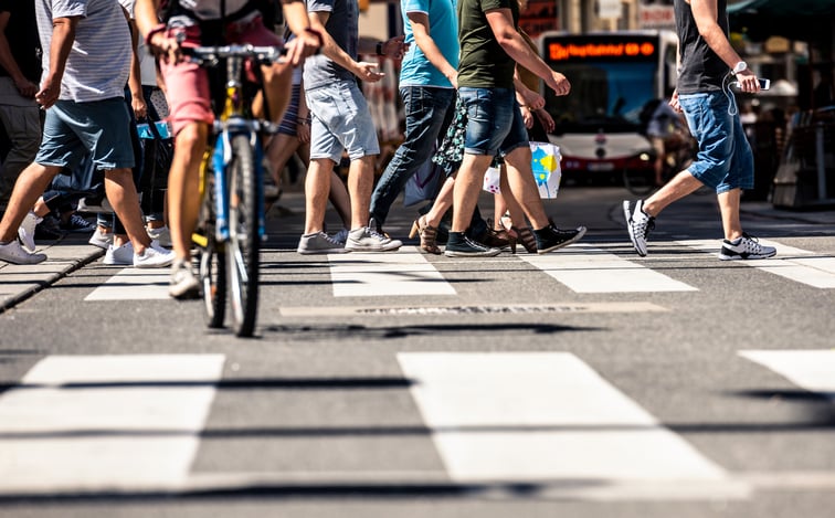 AdobeStock_322735094  Crosswalk bike and walk